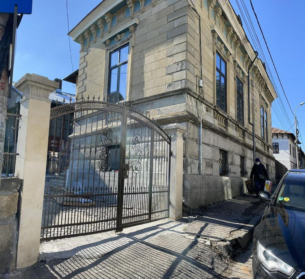 Casa Continentelor Hotel Câmpulung Bagian luar foto