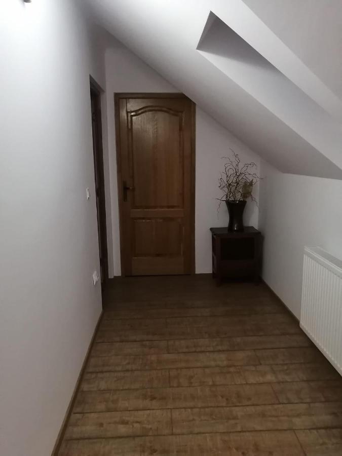 Casa Continentelor Hotel Câmpulung Bagian luar foto