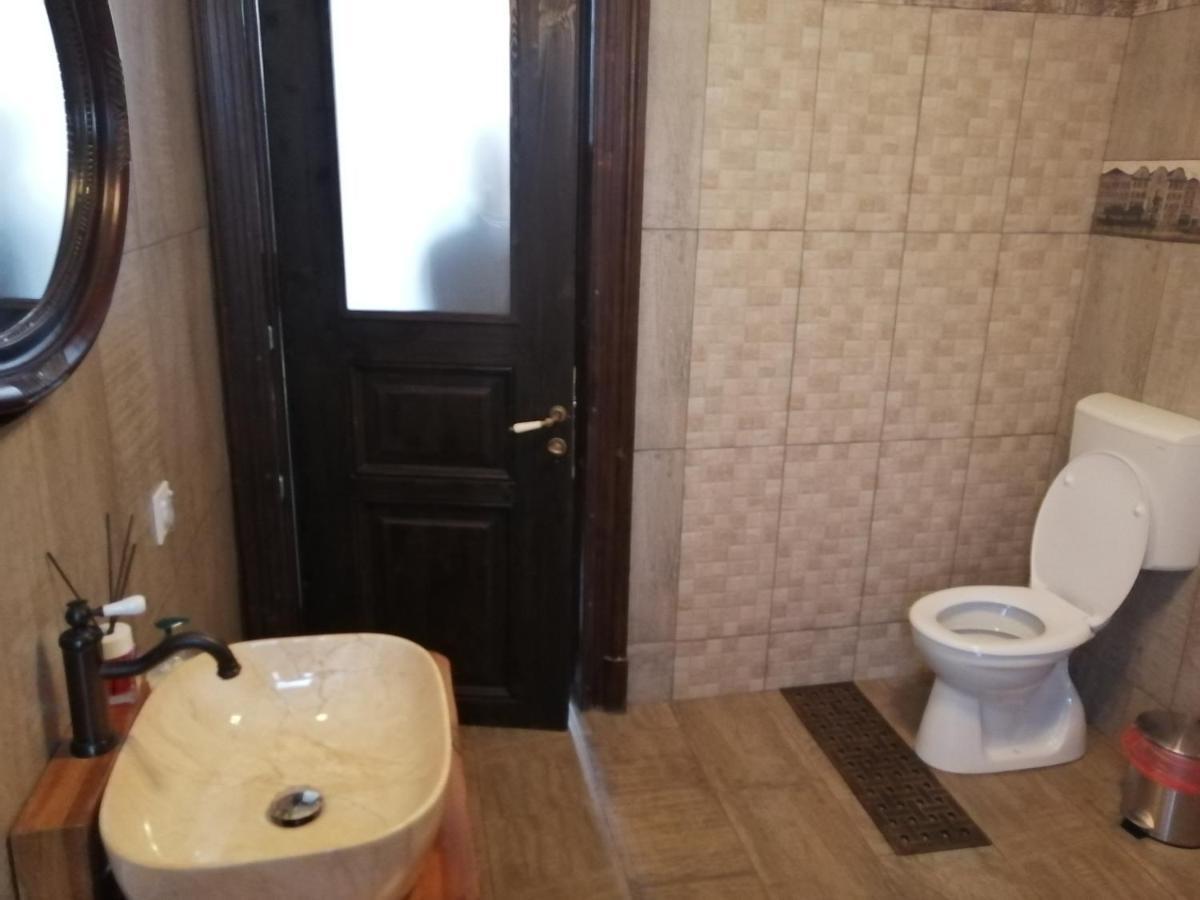 Casa Continentelor Hotel Câmpulung Bagian luar foto