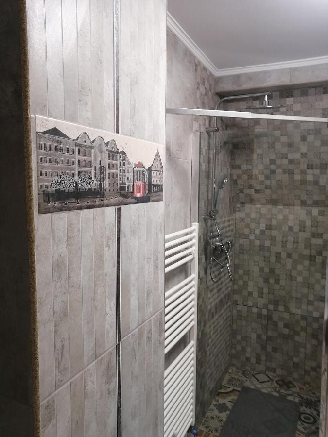 Casa Continentelor Hotel Câmpulung Bagian luar foto